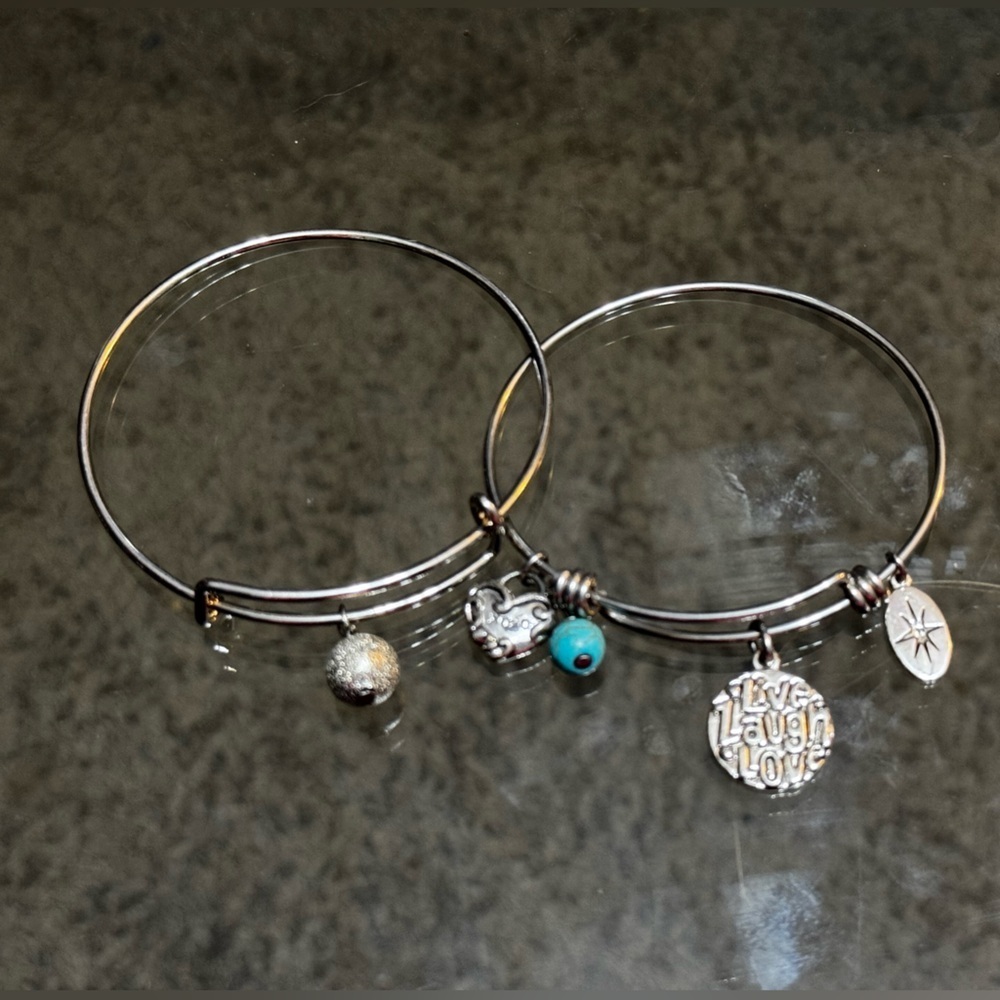 Multiple Silver Bangles Bundle - Picture 3 of 6
